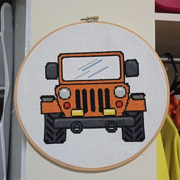 Jeep Wrangler Cross stitch - Picture 1 of 4